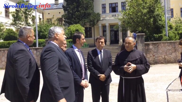 Predsjednik F BiH Marinko Čavara u posjeti širokobriješkom samostanu