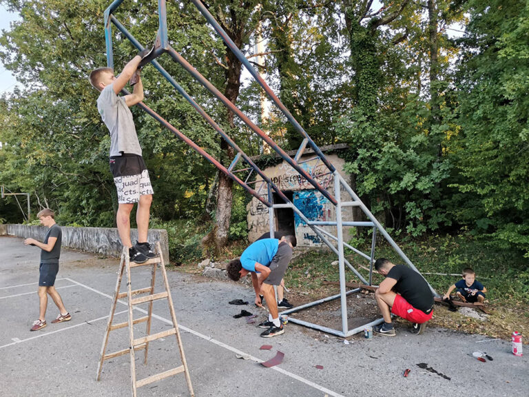 Obnovljeno igralište na Brigu kroz projekt “Snaga lokalnog – Zajedno za lokalni razvoj”