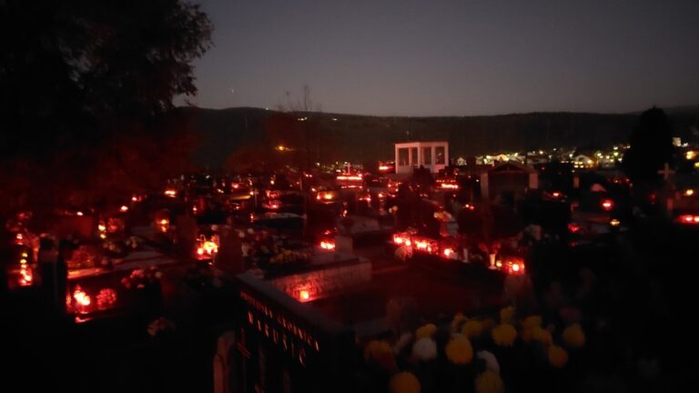 Povodom svetkovina Svih Svetih misa na groblju Mekovac, 1. studenog, u 11 sati