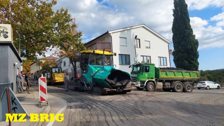 Počelo je asfaltiranje niz Brig – Obavijest za mještane i vozače!