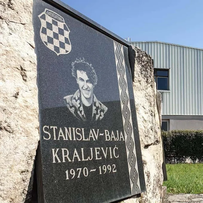 U SJEĆANJE Stanislav Kraljević Baja